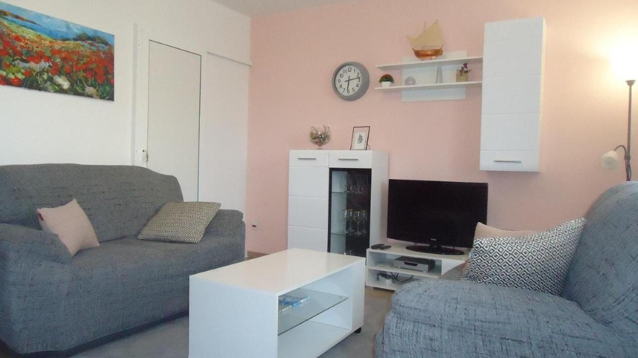 Apartment Fila - Large & Close To The Beach Makarska Exteriör bild