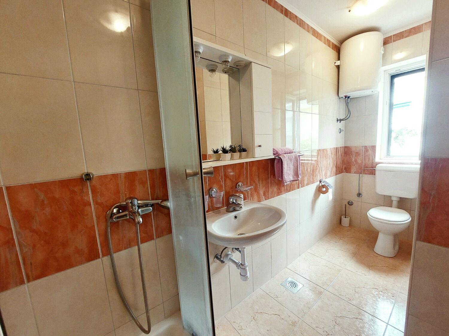 Apartment Fila - Large & Close To The Beach Makarska Exteriör bild